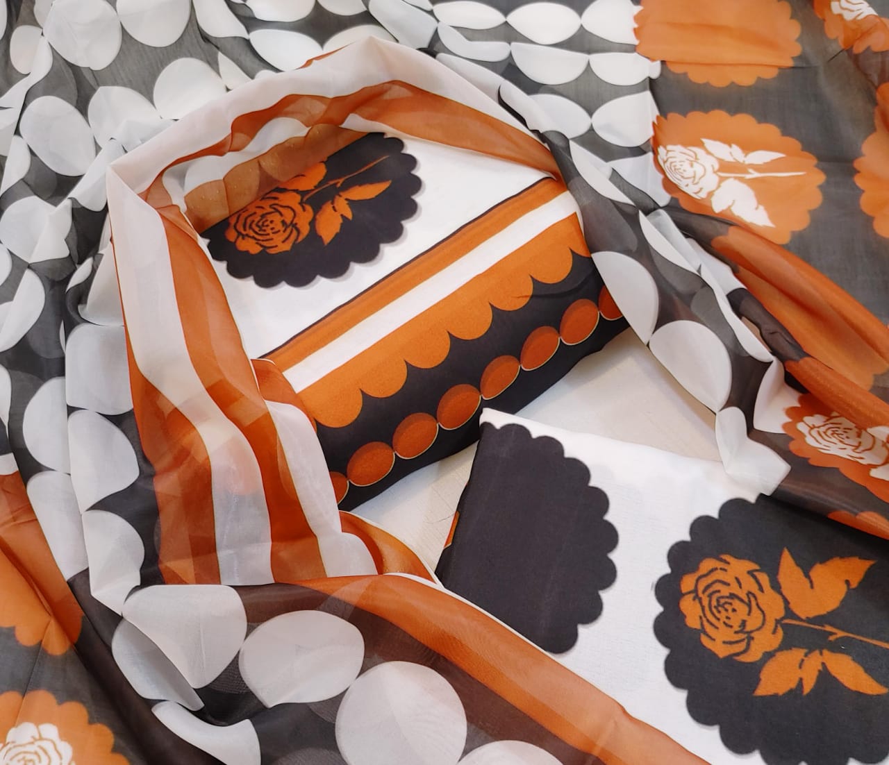 Swiss Lawn Digital Print 3Pc Dress Silk Duppta SW-034